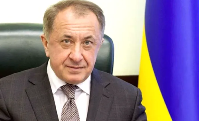 Українські гроші утікають за кордон: критика Данилишина банківської політики.