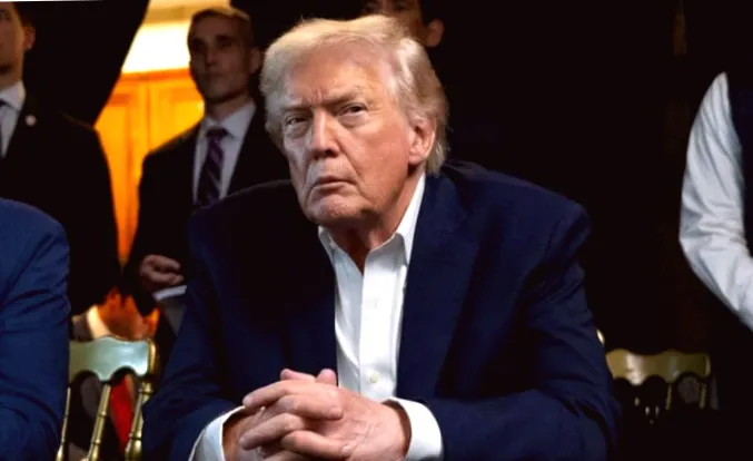 Трамп вимагає обмежити кредитні ставки до 10%, назвавши банки грабіжниками.