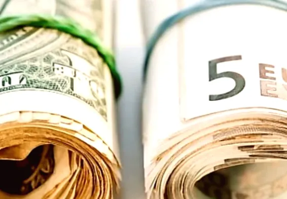 Курс євро встановив нові рекорди, витісняючи долар у світі