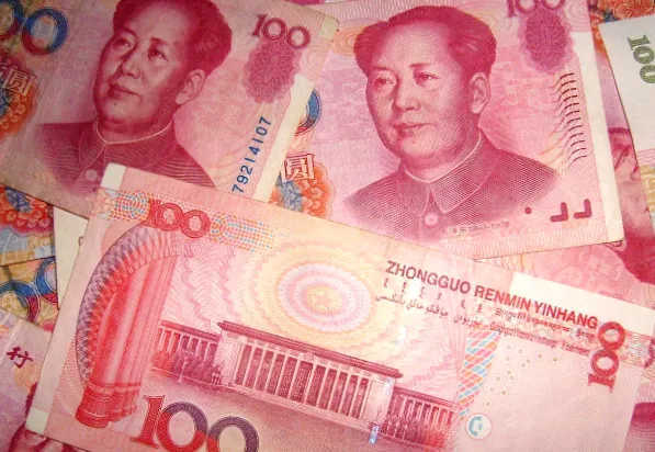 Юань встановлює рекордне зростання за 13 років: китайська валюта на підйомі