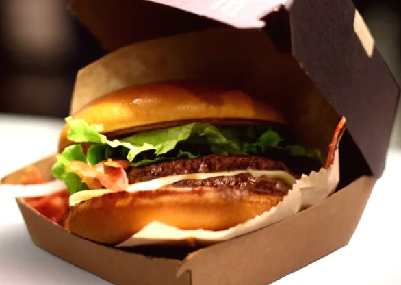 Фастфуд адаптується до тренду «Ozempic-реальність»