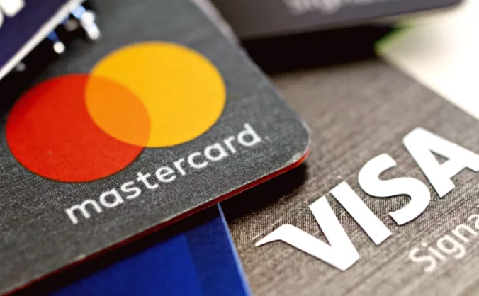 Європейські банки вимагають зменшити залежність ЄС від Visa і Mastercard «якнайшвидше»