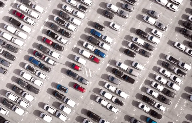 Автомобільний ринок ЄС до 2025 року: ДВЗ вперше дорівняють гібридам