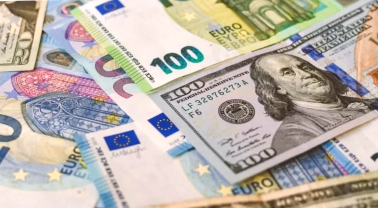 Динаміка валют: долар росте, євро падає на міжбанку