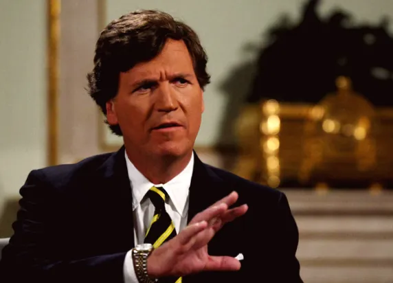 Такер Карлсон: біткоїн може стати світовою резервною валютою, обігнавши долар