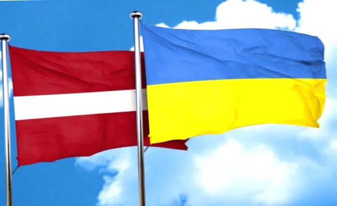 Латвія стала першою країною, що повністю легалізувала українські електронні підписи