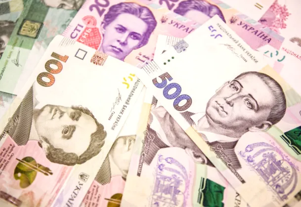 Додаткові виплати в програмі "Дія": 20 000 грн для працівників у сфері енергетики, комунальних служб та залізничників.