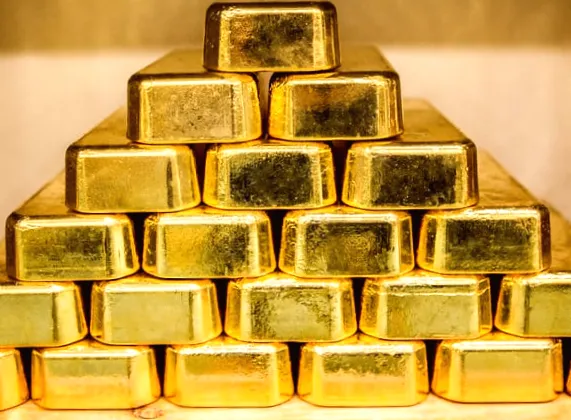 Золото перевищило $5 300 вперше в історії через падіння долара