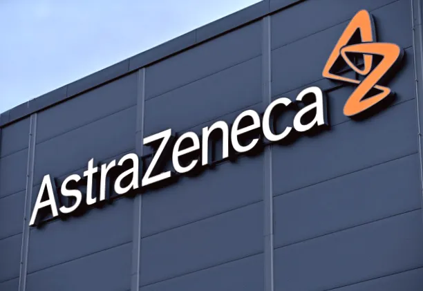 AstraZeneca виходить на Нью-Йоркську фондову біржу, загрожуючи Лондону.