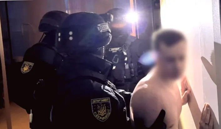 Шахраї викрали 13 мільйонів через POS-термінали: розкрито Кіберполіцією «підприємців»