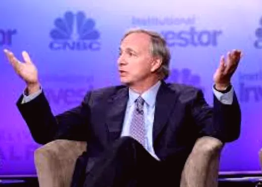 Рей Даліо попереджає про небезпеку "фінансового конфлікту" через агресивну політику Трампа.