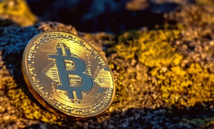 Криптофонди втратили $1,7 млрд за тиждень, Японія готує запуск крипто-ETF: огляд новин