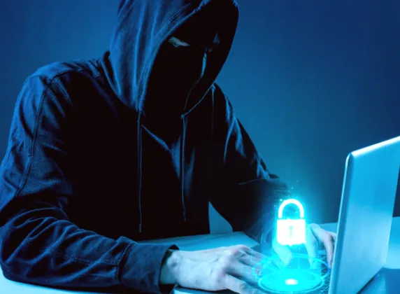 Шахрайська розсилка від імені установи: попередження Верховного Суду