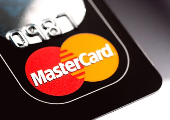 Mastercard планує припинити використання карток до 2030 року.