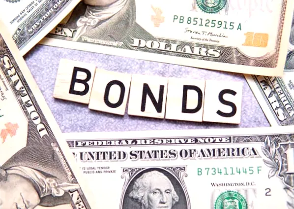 Геополітичні загрози Трампа змушують інвесторів відмовлятися від доларів та облігацій США