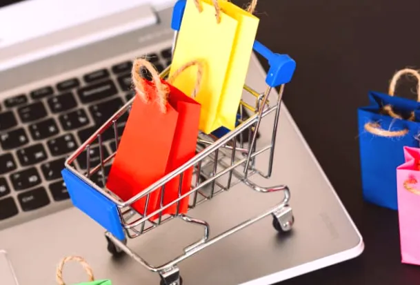 Рівень онлайн-покупок українців зрос до 256 млрд грн у 2025 році.
