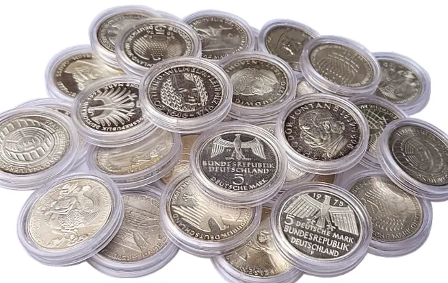 Німеччина припиняє продаж срібних монет через високі ціни на метал
