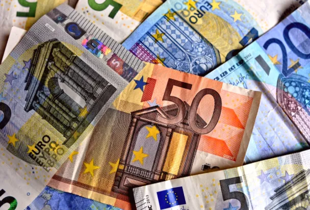 Курс євро на міжбанку зрос на 31 копійку