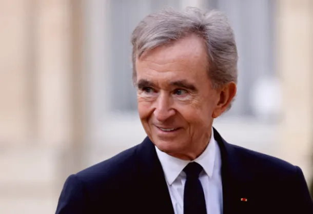 Бернар Арно придбає акції LVMH після спаду цін