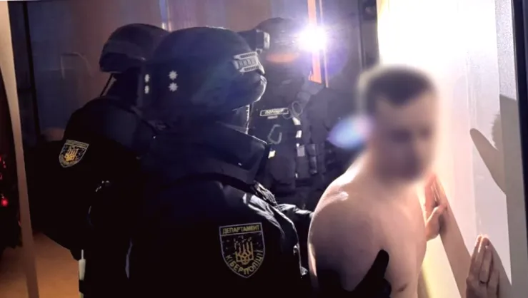 Кіберполіція розкрила махінації з POS-терміналами на 13 млн грн