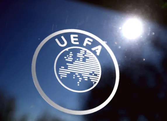 Уплив "Трампа" на футбол: УЄФА втратила $54 млн через спад долара США.