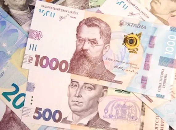 Бізнесу обіцяють відшкодування зарплати та ЄСВ під час примусової перерви