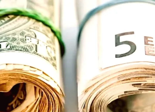 Курс євро в обмінниках зрос на 27 копійок у середу