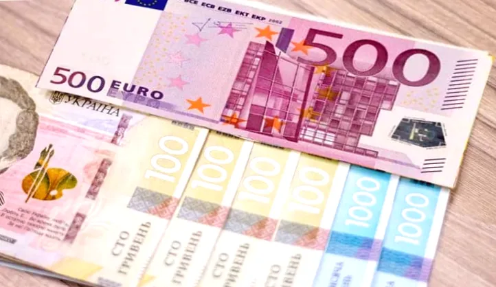 НБУ встановив курси гривні до долара та євро: що змінилося