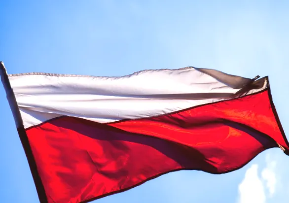 Польща розглядає можливість купівлі українського держбанку