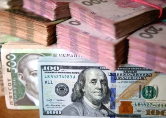 Курс євро в банках зрос на 17 копійок у середу.