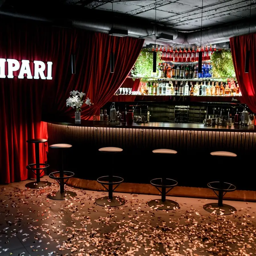 Bar &amp; Campari