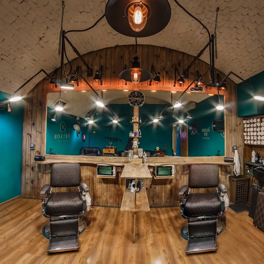 Frisor Barbershop Kyiv Dmytra Lutsenka