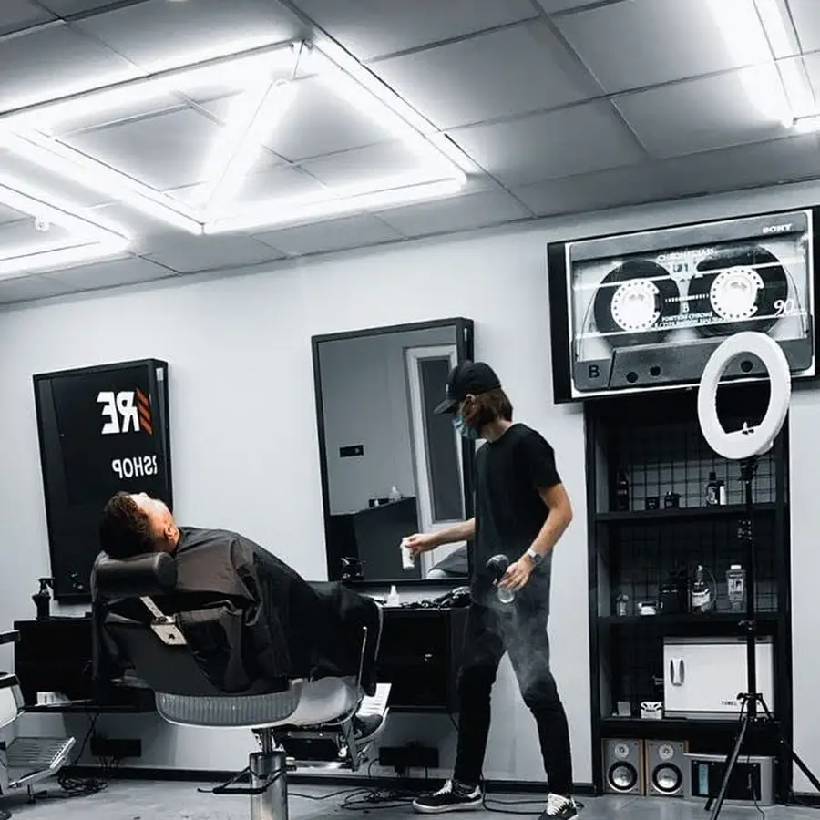 Empire barbershop