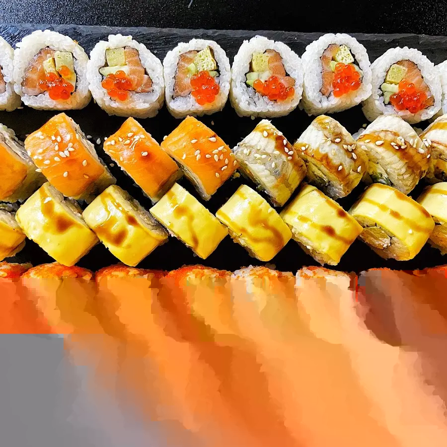 Emoji sushi