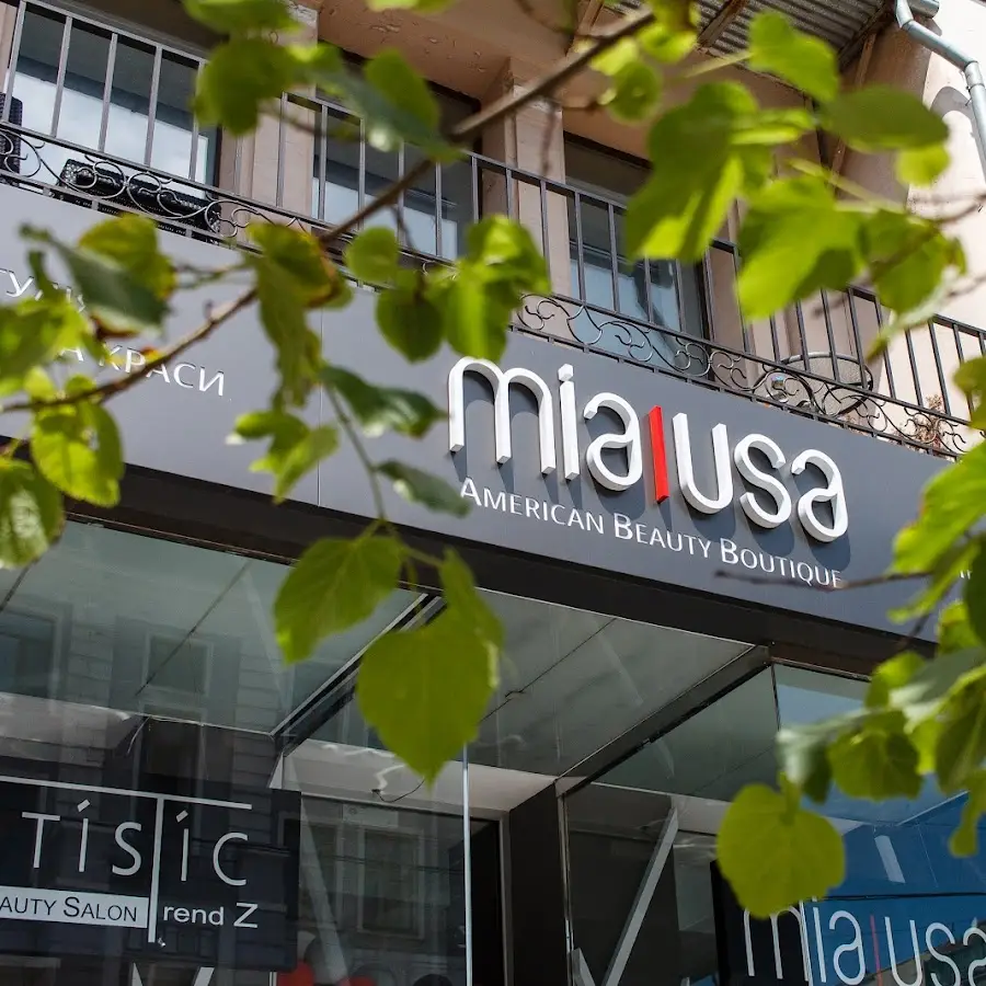 MIA USA American Beauty Boutique