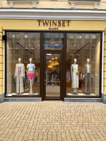 TWINSET