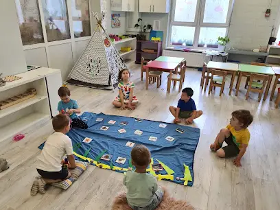 Приватний дитячий садок Київ - Kids Space на Печерську