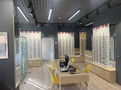 Luxoptica