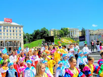 «Школа - Студія» естрадного сольного співу