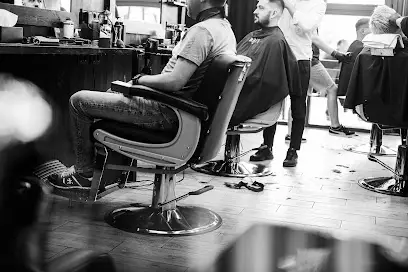 FIRM Barbershop Teremky — Чоловіча Перукарня