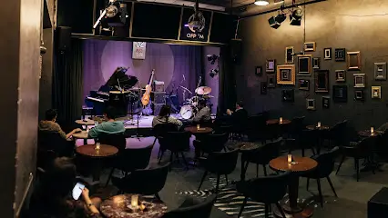 32 JazzClub