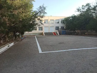 Школа 9 п.г.т. Новооз&euml;рное