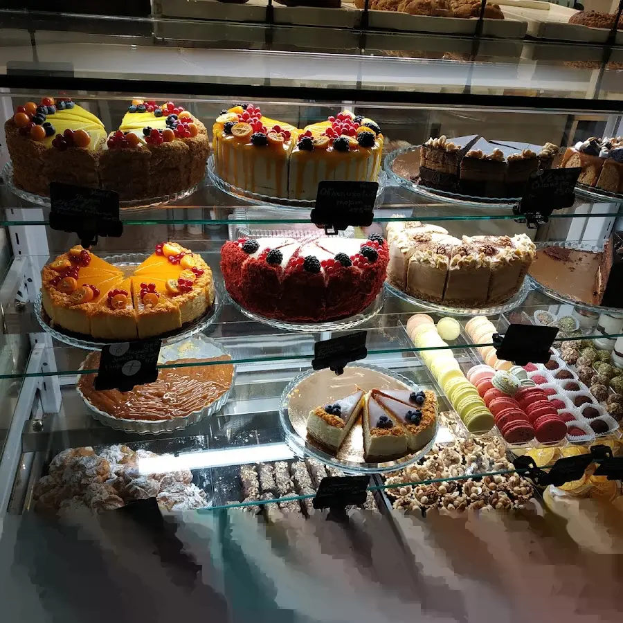Vanil (Bakery & Ice Creamery)