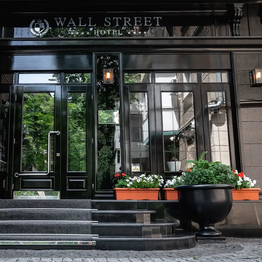 Готель Уолл-Стріт