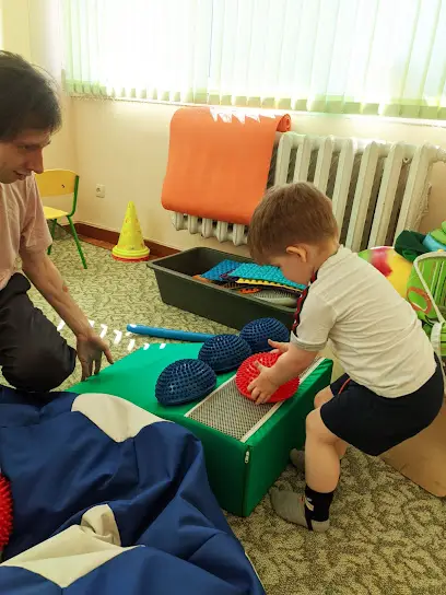 Центр логопедії і нейрокоррекції "Максимум"