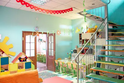 Комплекс гармонічного розвитку сімʼї та дитини &laquo;Плей скул&raquo;