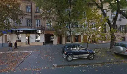 Навчальний центр "Юніверсум"