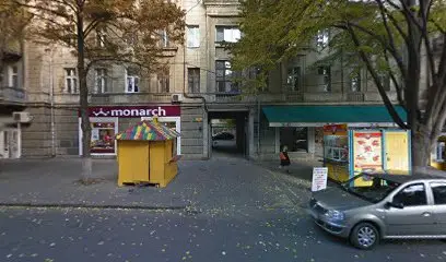 Манікюр, Педикюр, нарощування вій