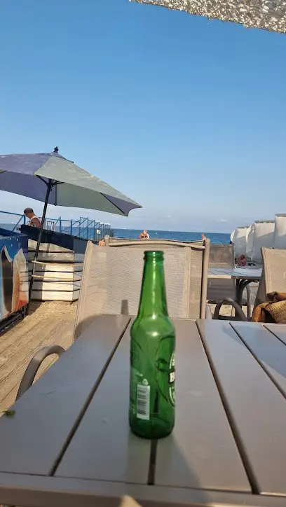 Пляж-кафе Сансет