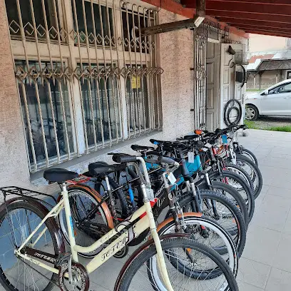 Магазин велотоварів